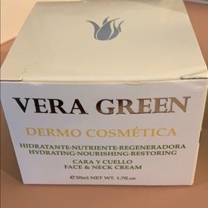Vera Green face and neck cream